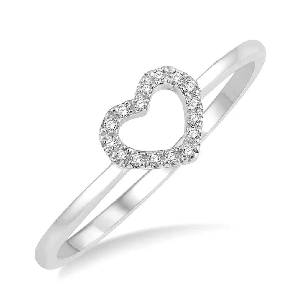 10K White Gold Diamond Heart Ring