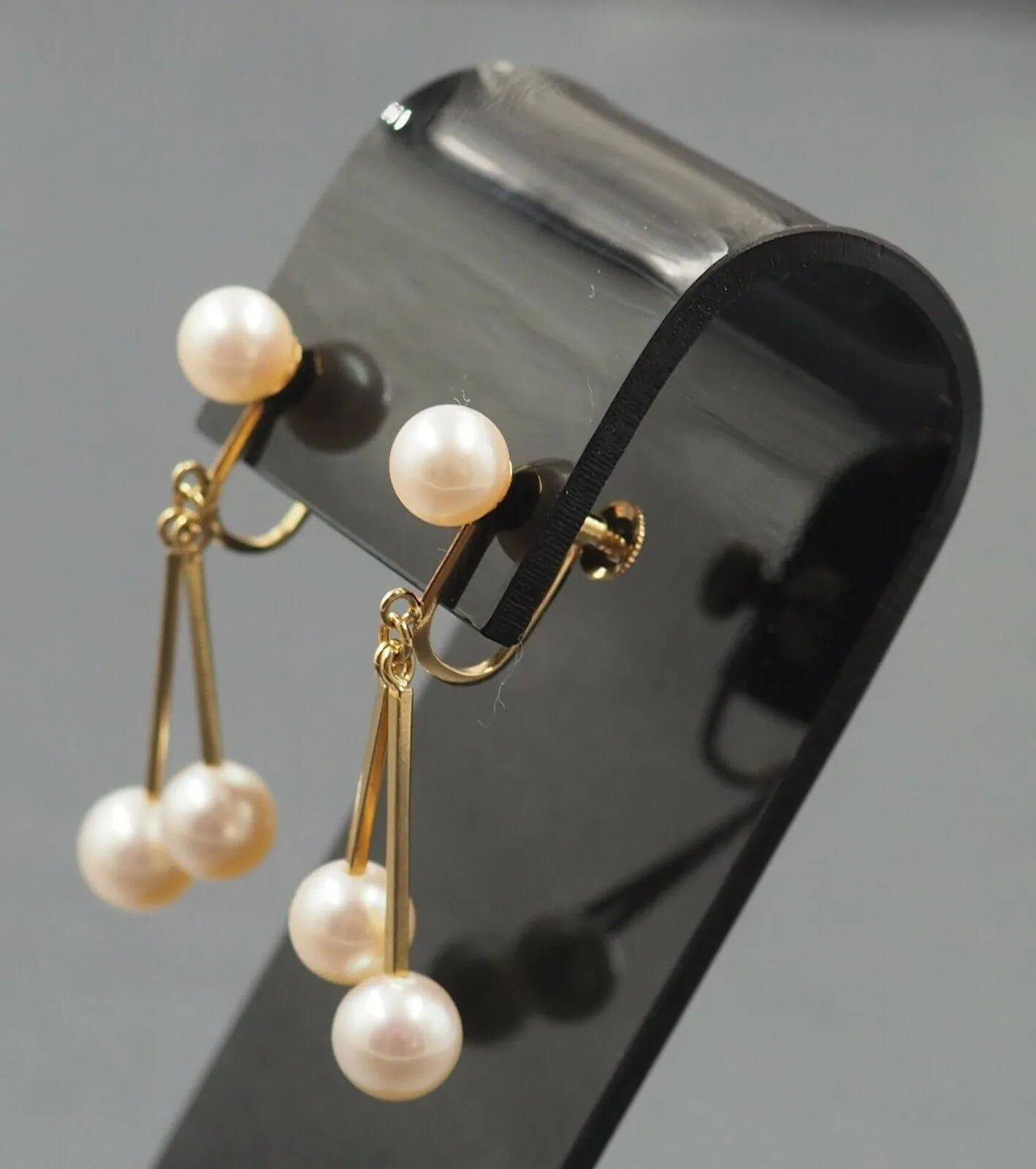 18ct Yellow Gold Pearl Drop Earrings