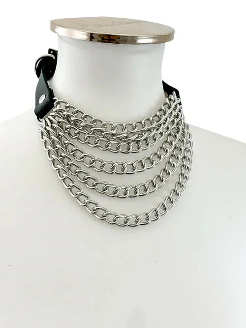 Ample Chain Choker