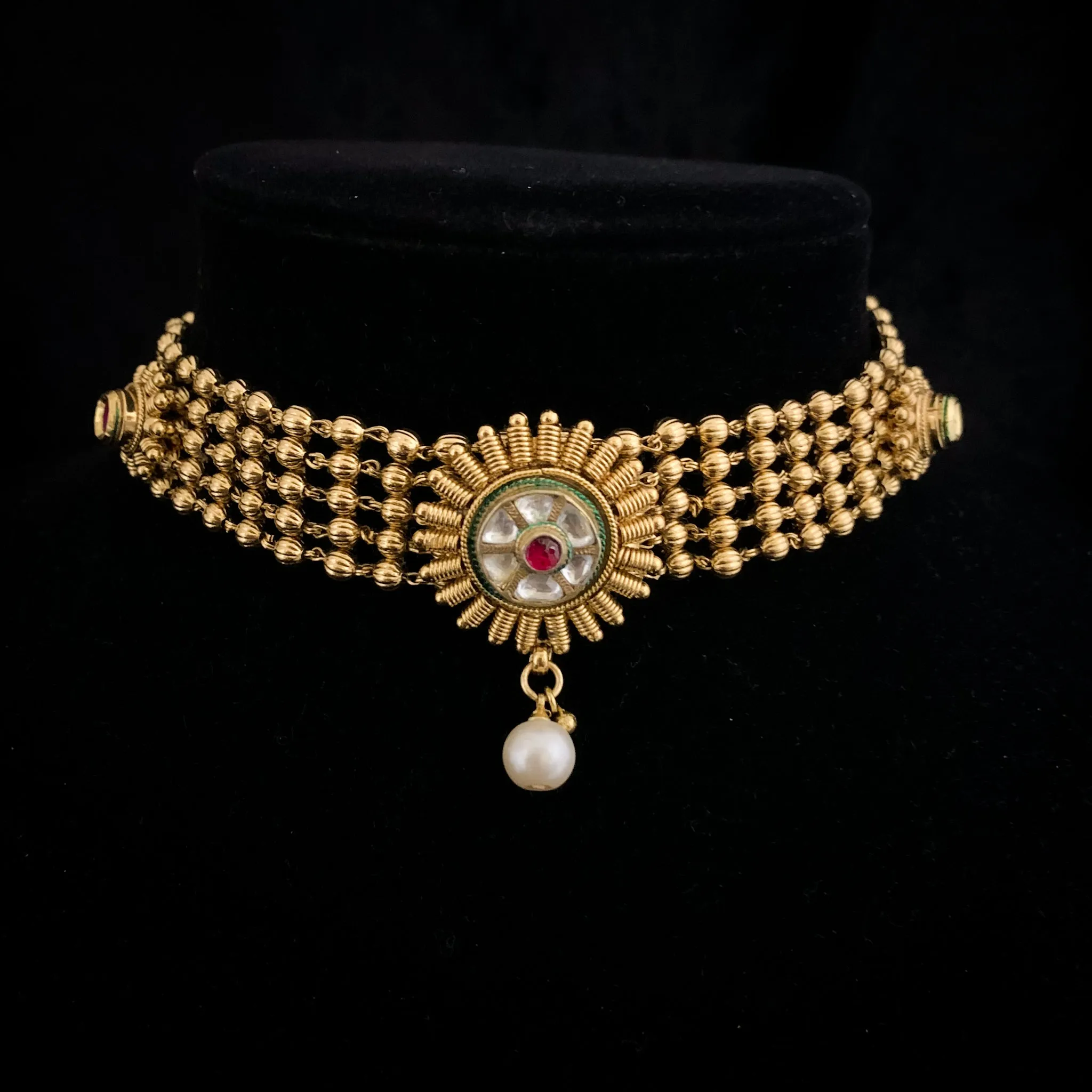 Beautiful Traditional Antique Gold Choker Necklace Set with Kundan stones and Jhumka