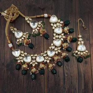 Big Kundan Antique Jumki Set