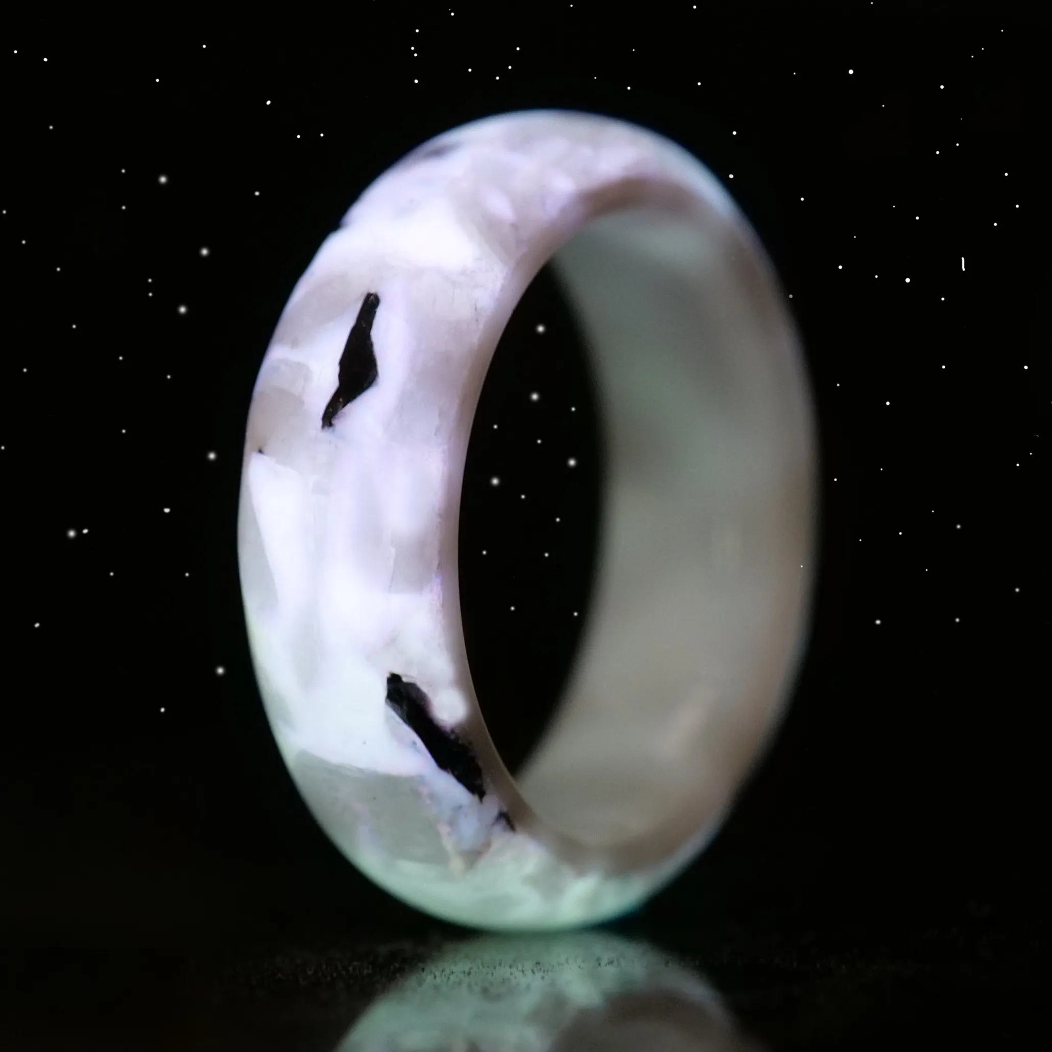 Boundless Lunar Glowstone Ring