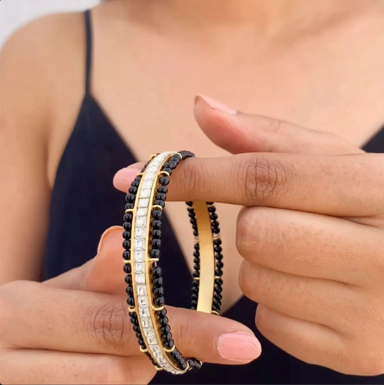 Classique black bead mangalsutra bangle