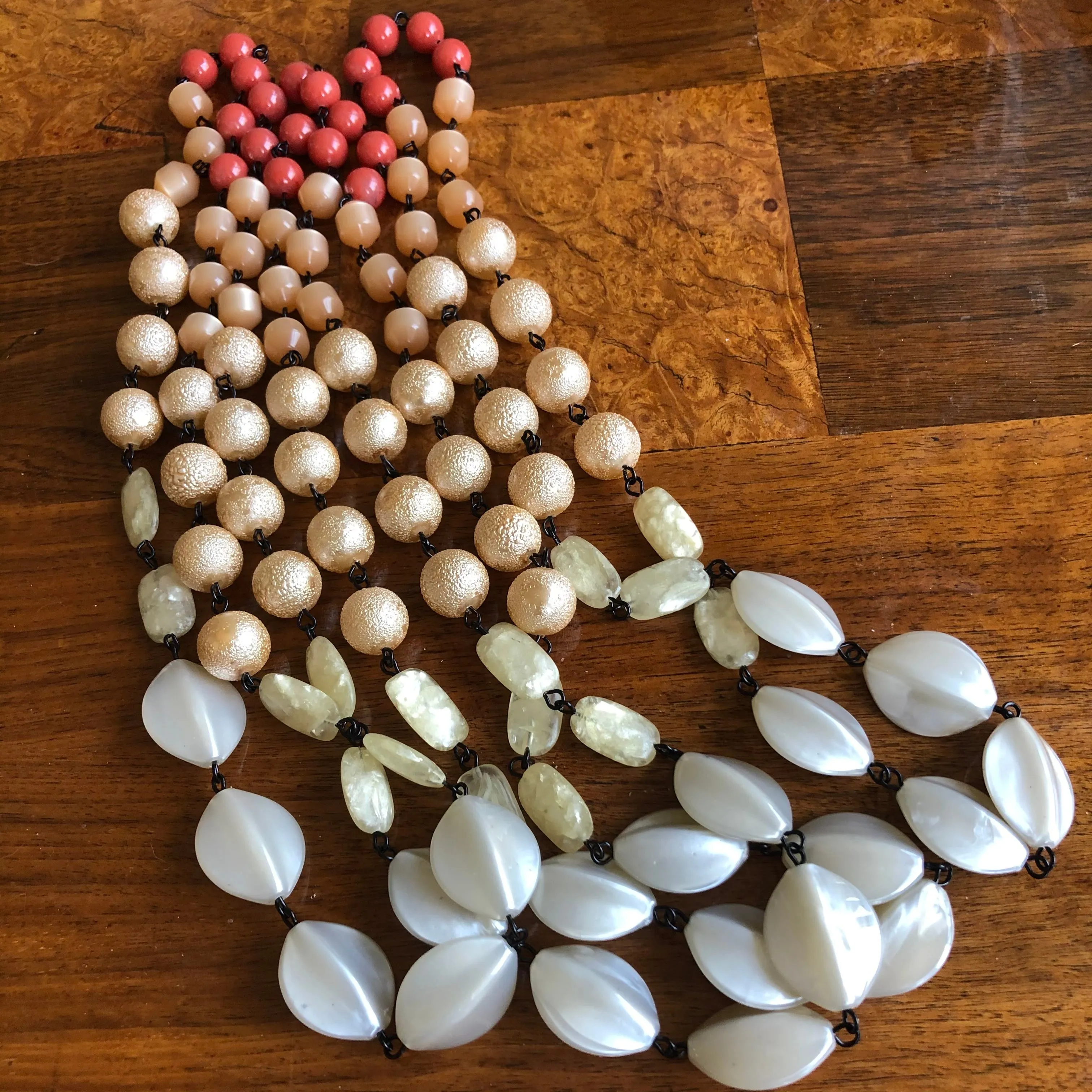 Cream Antique Pearl & Burnt Orange Carmen Necklace