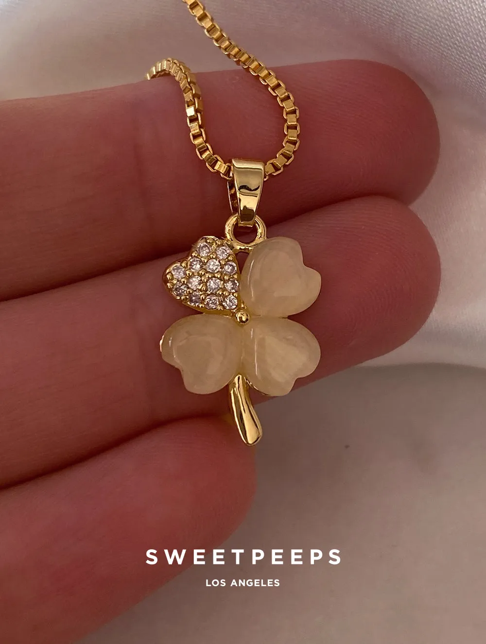 Cream Clover Necklace