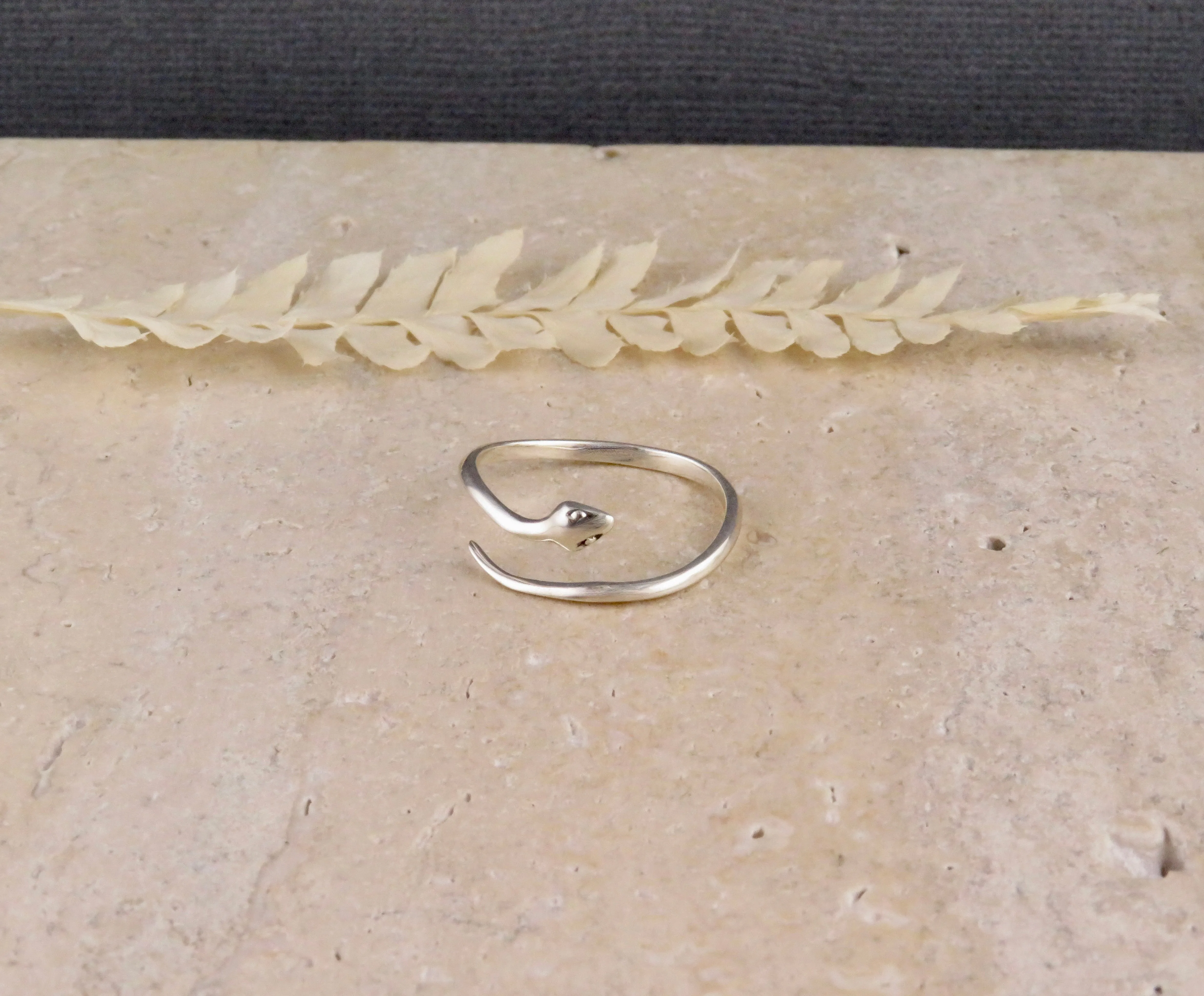 Delicate Snake Ring - Silver