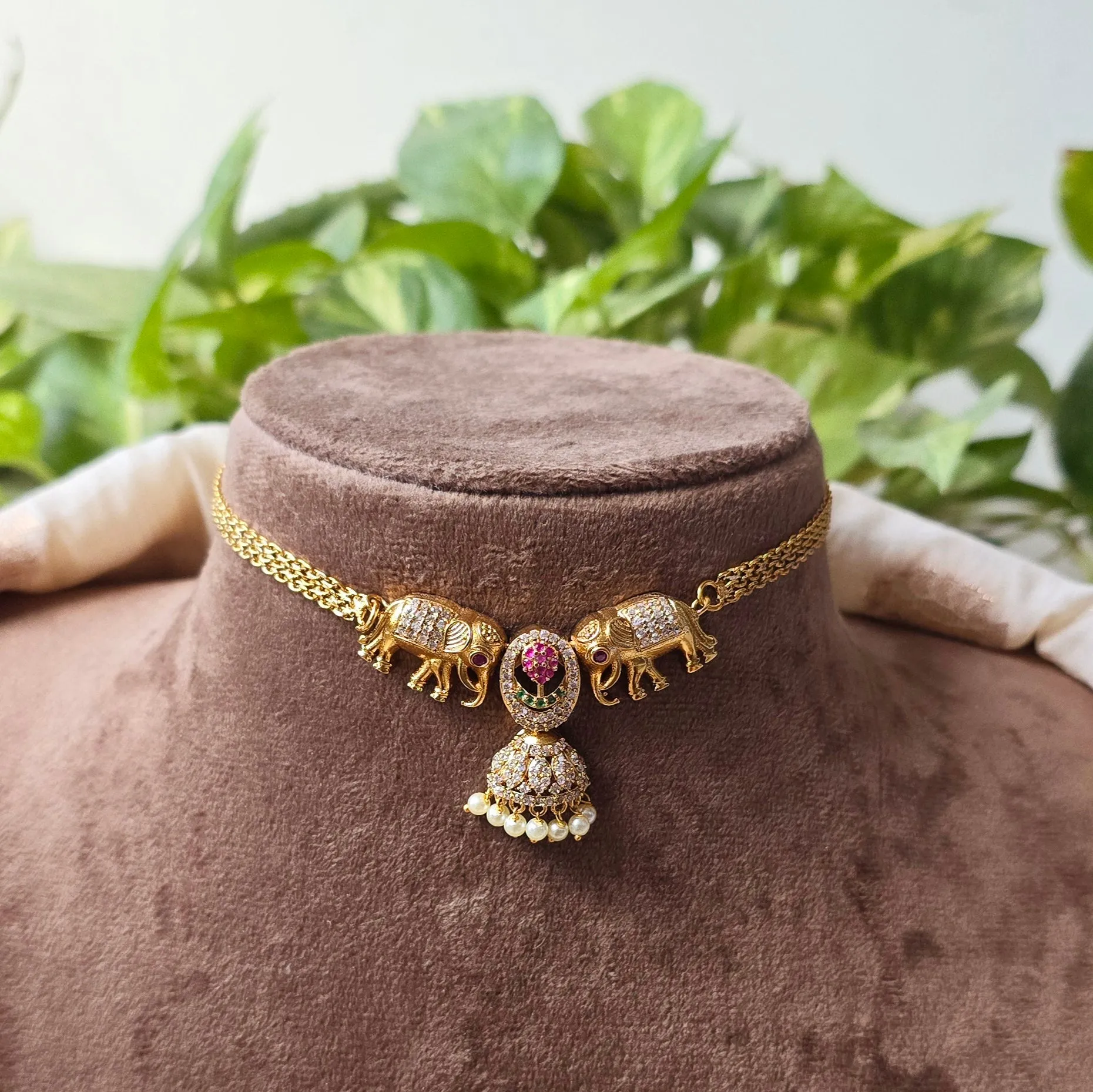 Elephant Pendant Choker