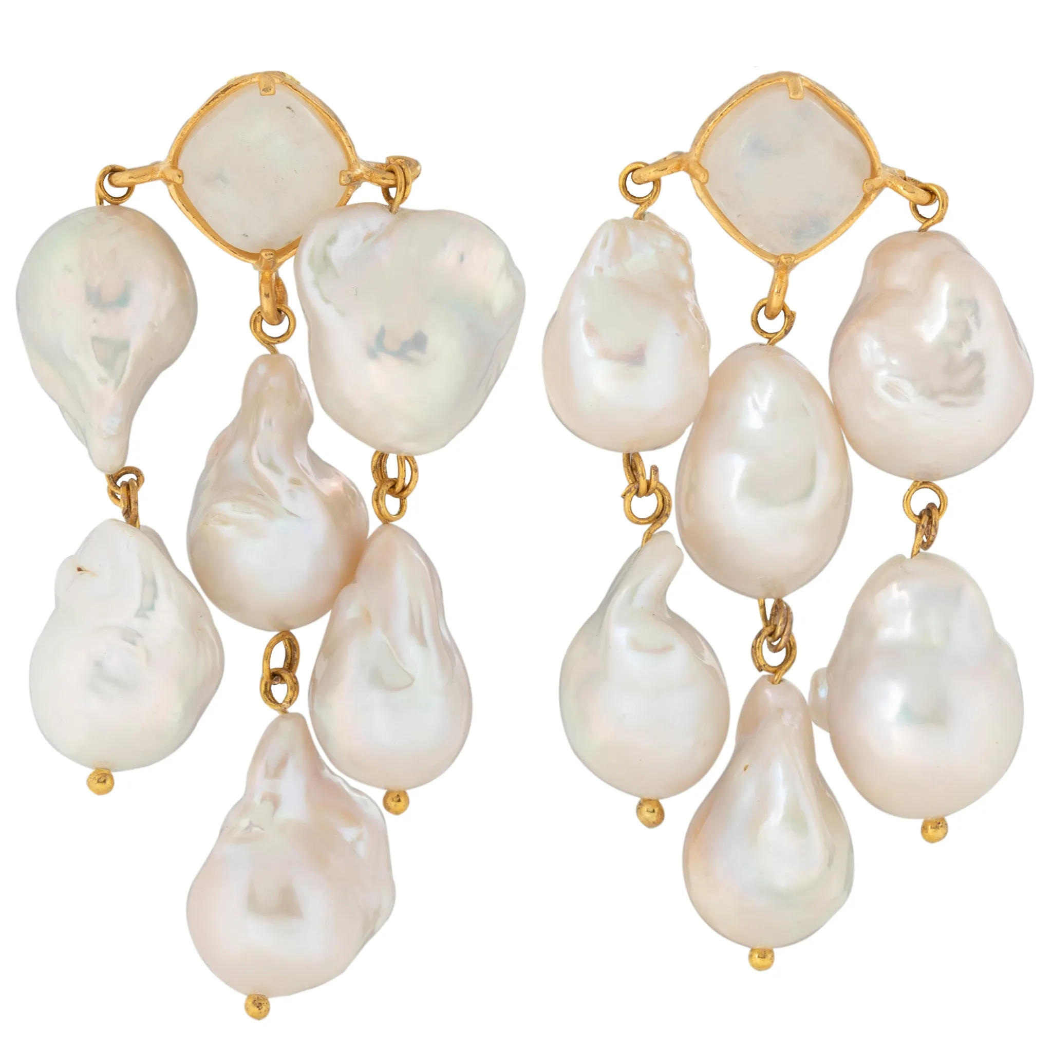 Esmeralda Earrings White