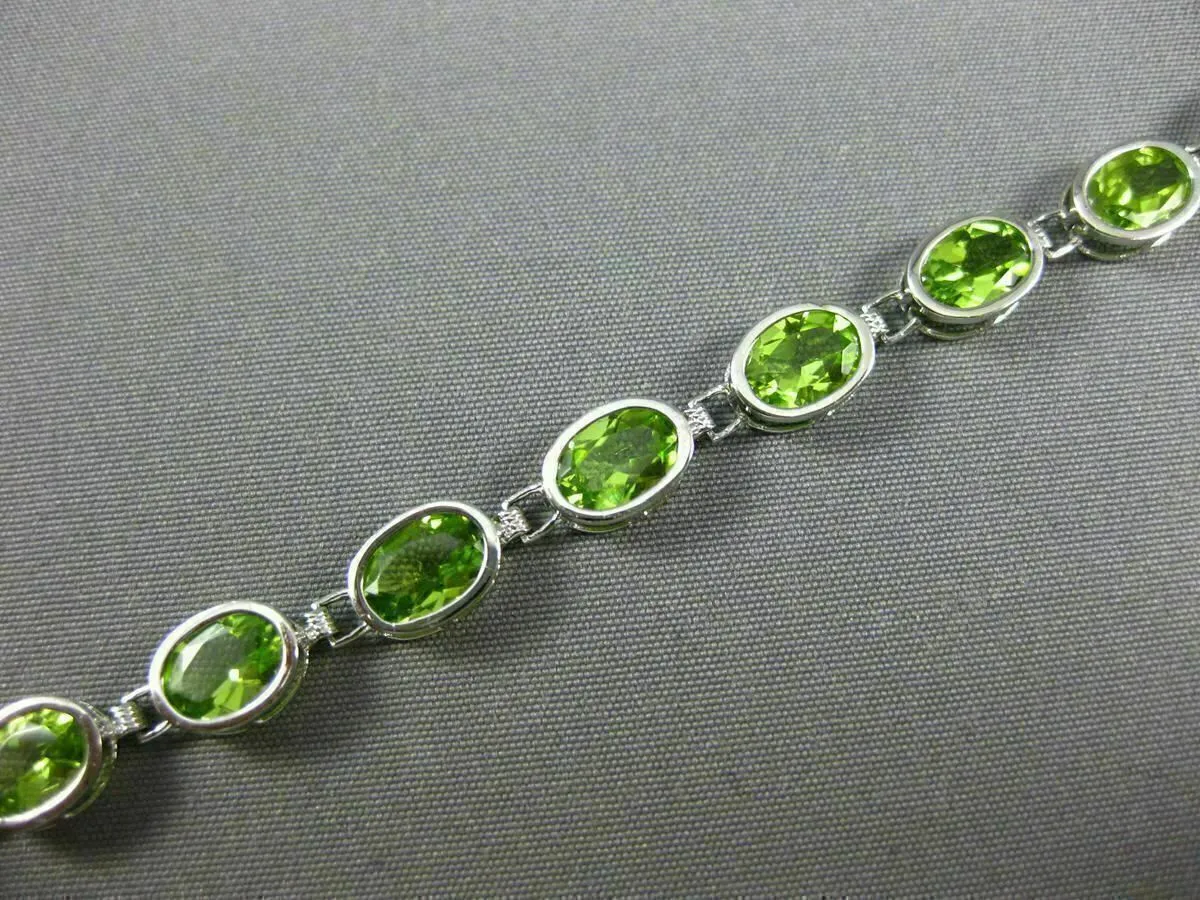 ESTATE WIDE 11.0CT AAA PERIDOT 14K WHITE GOLD CLASSIC OVAL BEZEL TENNIS BRACELET