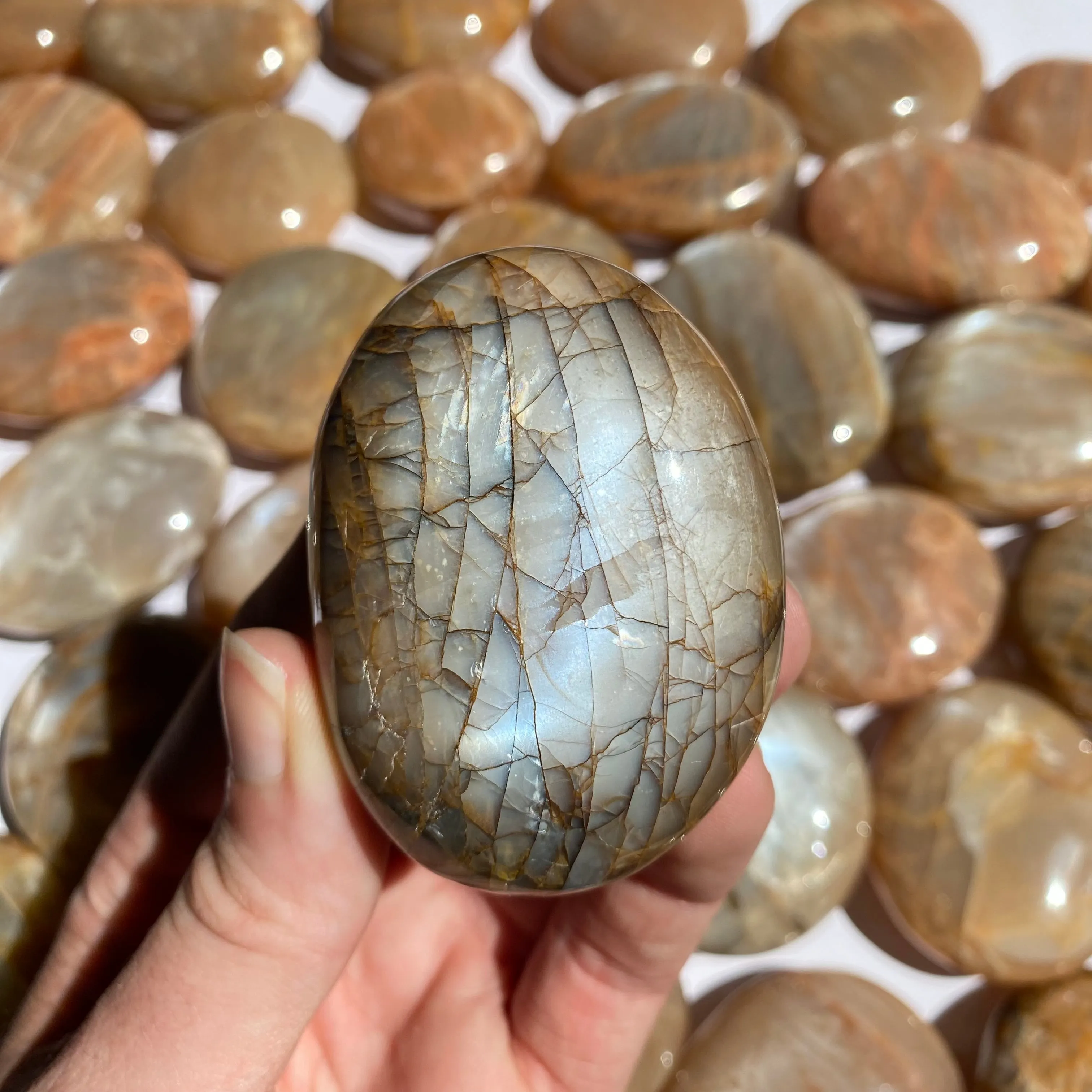 Flashy Peach Moonstone Palm Stone