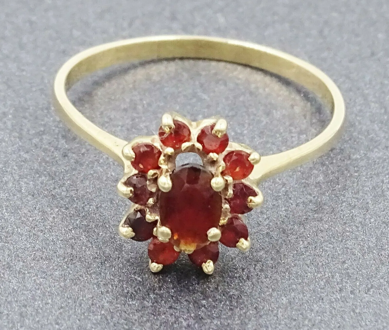 Garnet & 9ct Yellow Gold Bohemian Style Vintage Ring