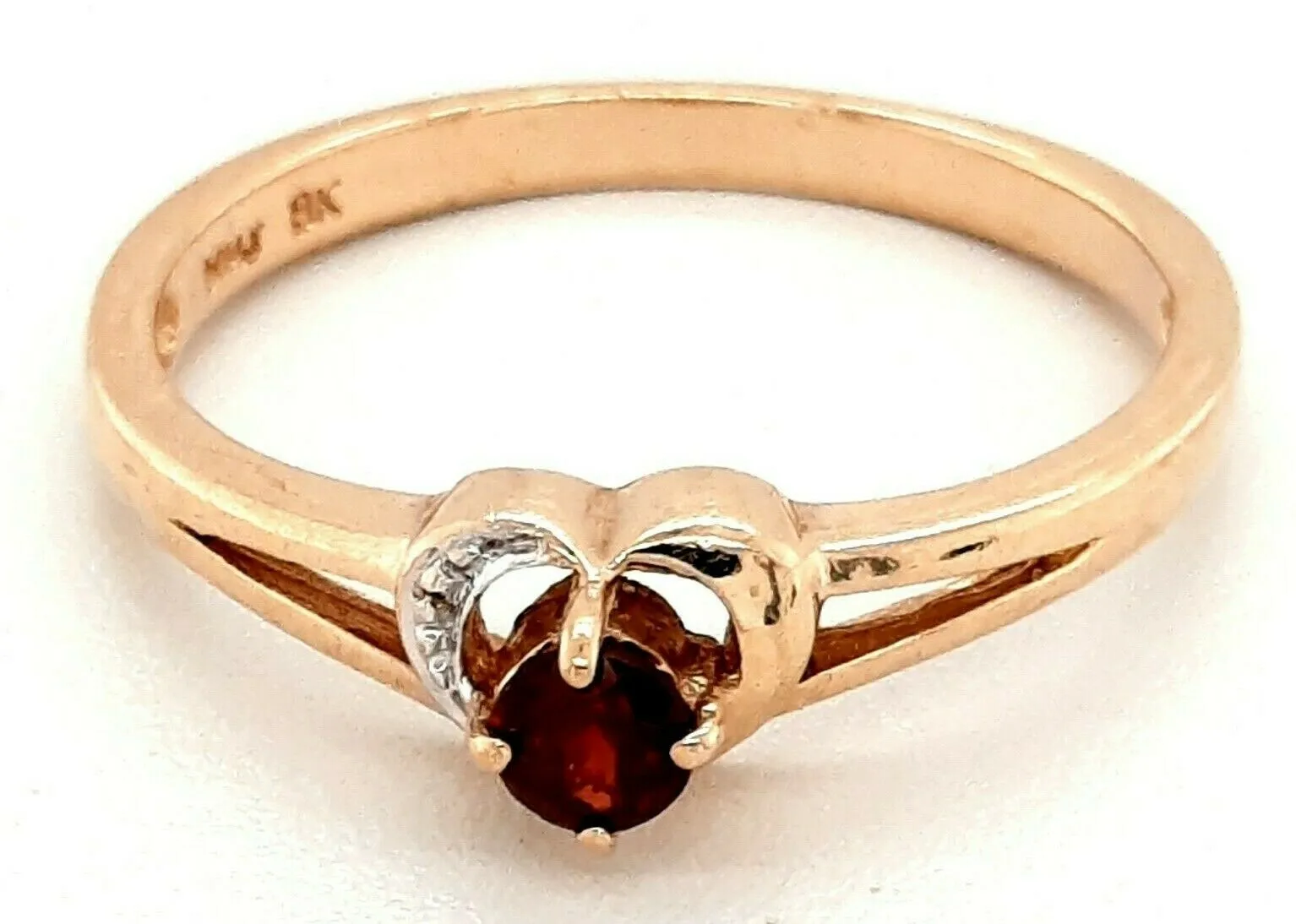 Garnet & 9ct Yellow Gold Ring Heart Shape Centre Fine Gemstone Jewellery