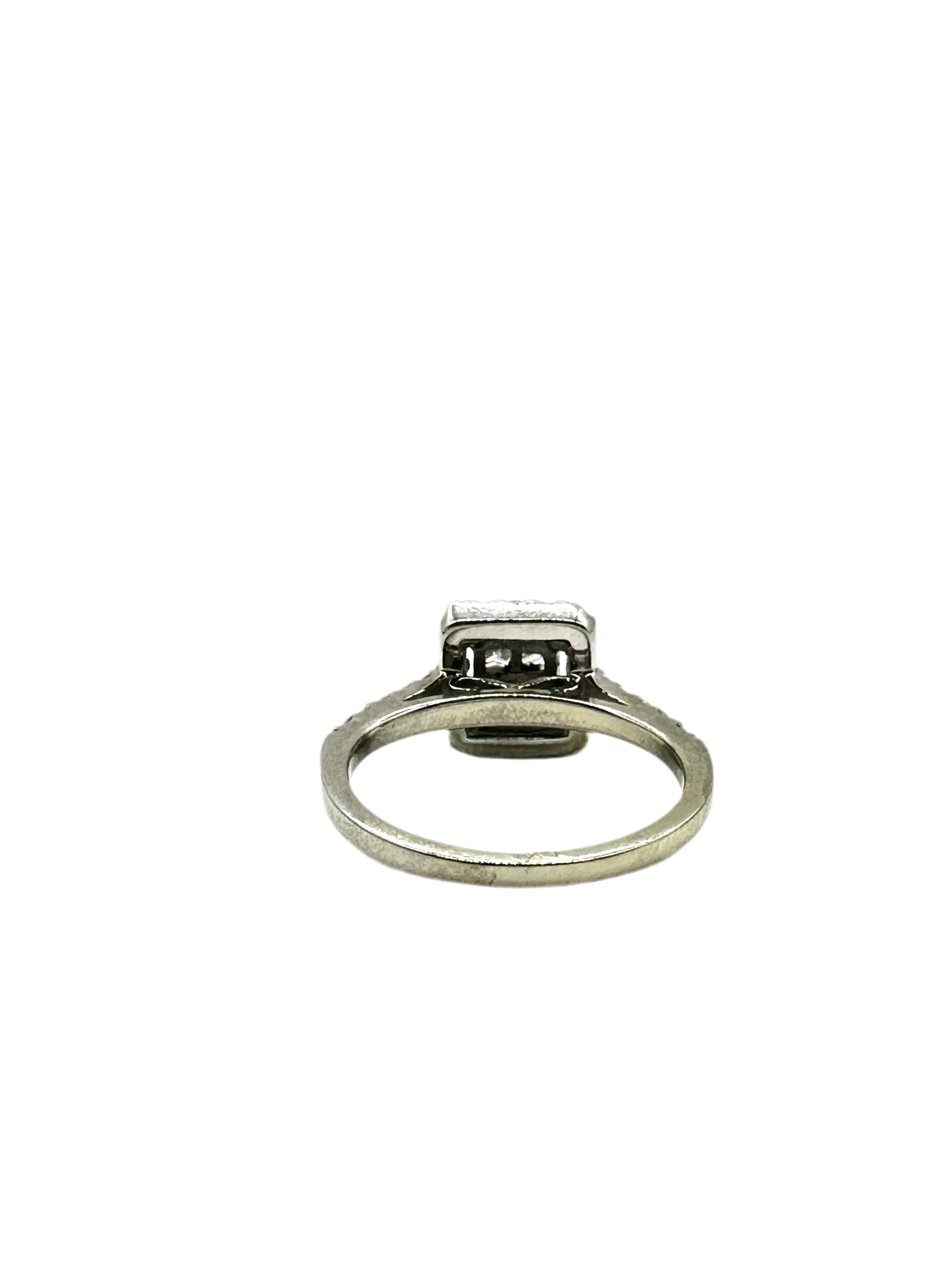 Gold 1 1/2 CTW Diamond Ring