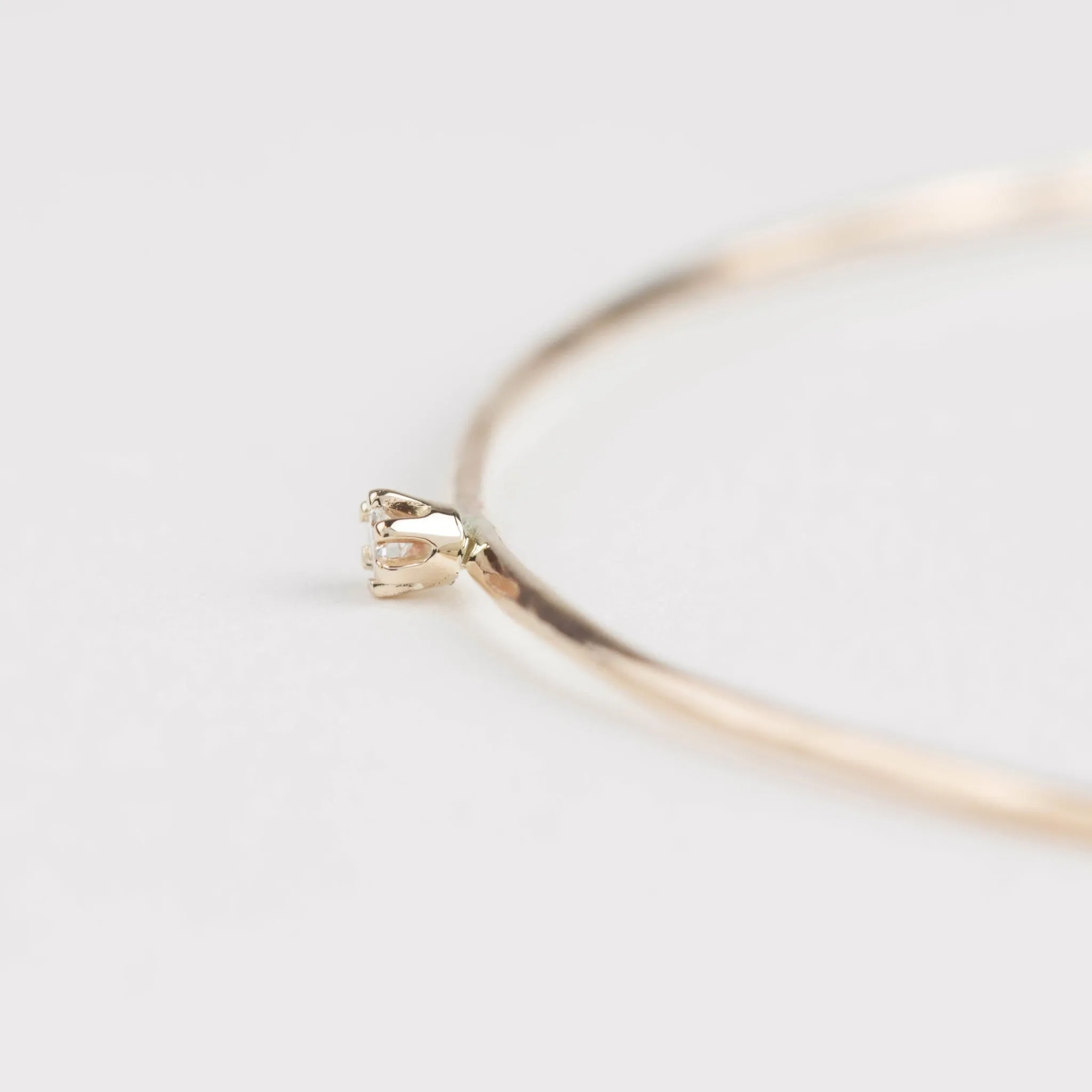 Gold Streaks Hammered Bangle with Diamond