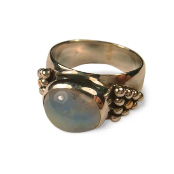 Gorgeous Sterling 925 Silver 18K Moonstone Ring