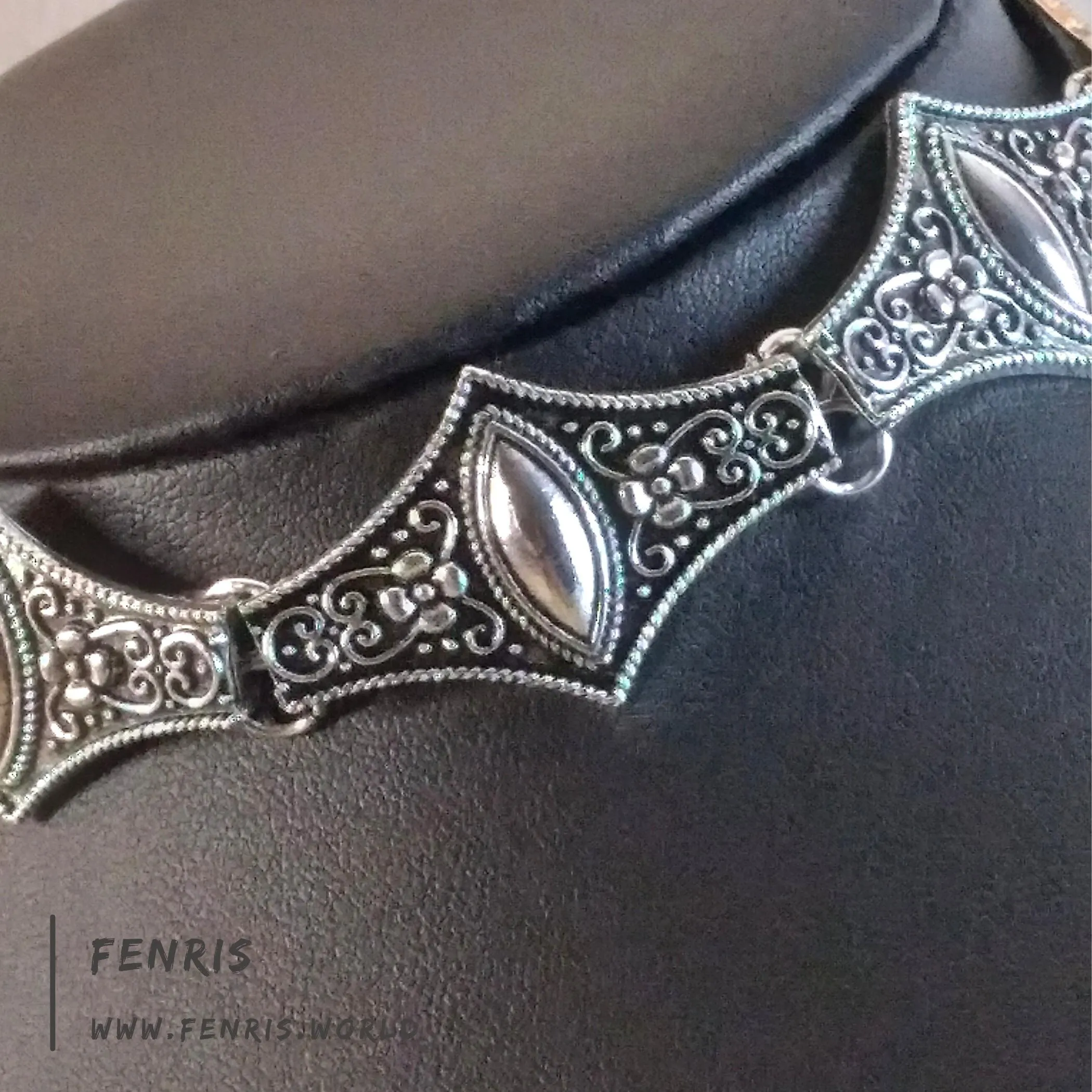 Gothic Victorian Choker Necklace Silver