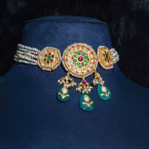 Kundan mini choker