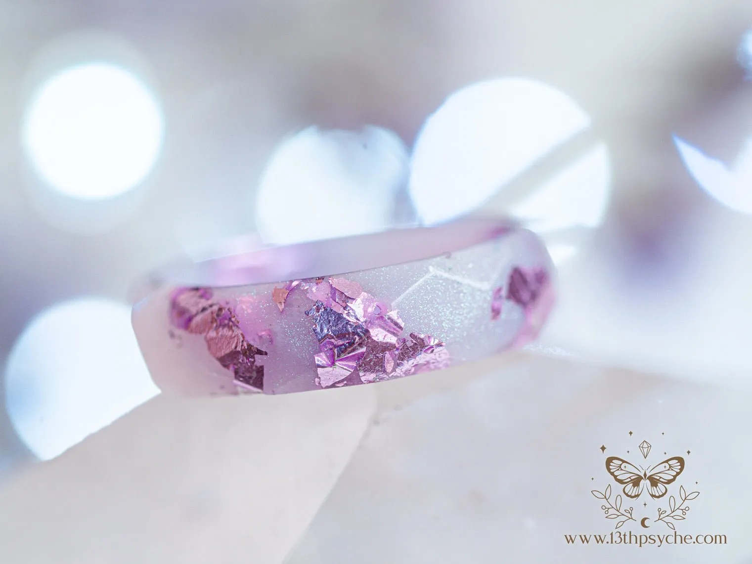 Lilac and lavender flakes faceted resin ring