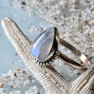 MOONSTONE DROP - 925 SILVER RING