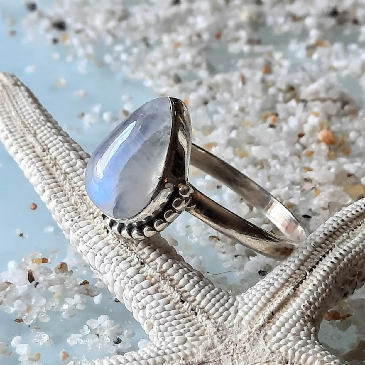 MOONSTONE DROP - 925 SILVER RING