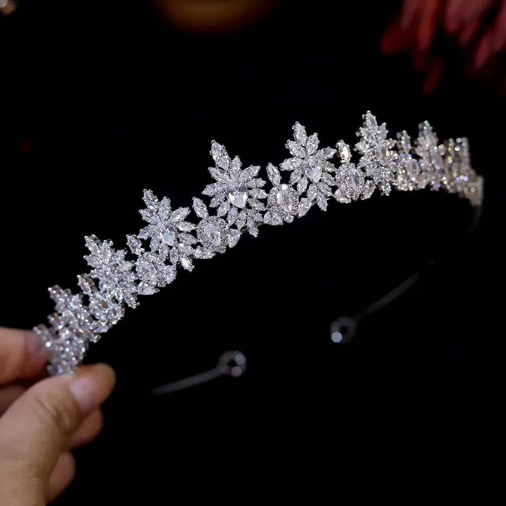 New Tiara and Crown Women Bridal Accessories