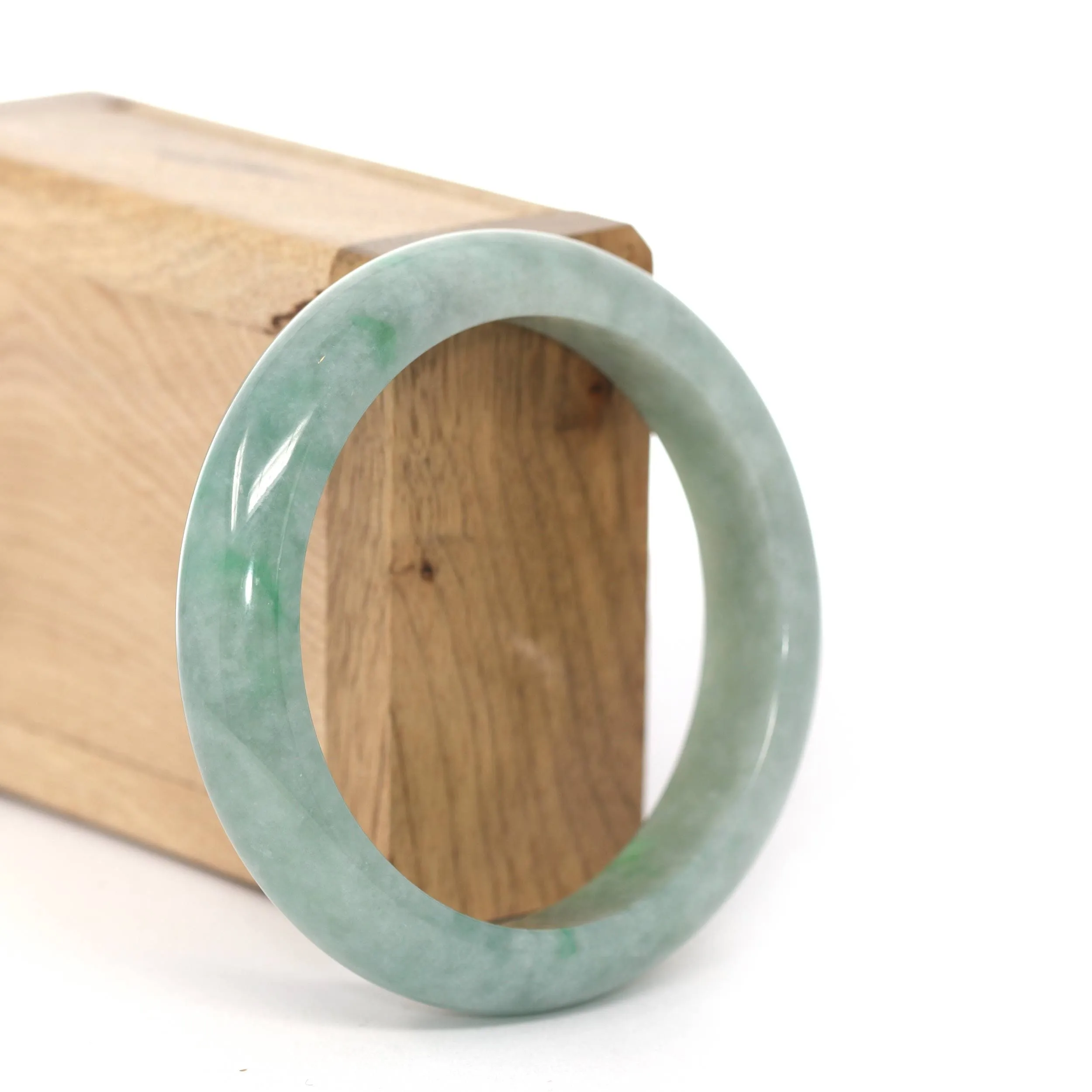 RealJade® Co. "Classic Bangle" Green Natural Burmese Jadeite Jade Bangle ( 57.95mm ) #455