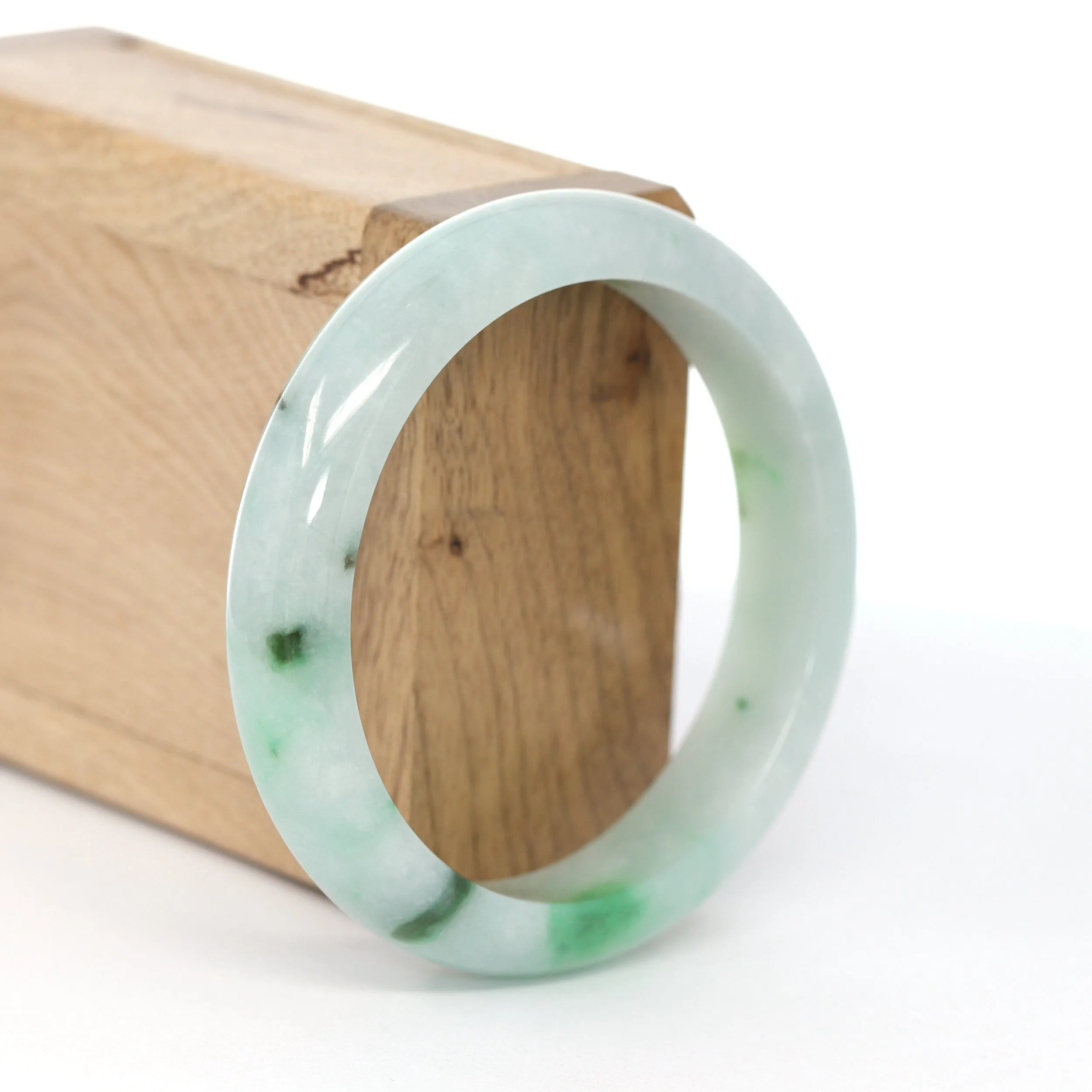 RealJade® Co. "Classic Bangle" Green Natural Jadeite Jade Bangle (57.35 mm ) #617