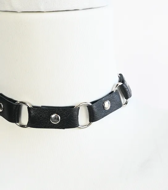 Signature choker