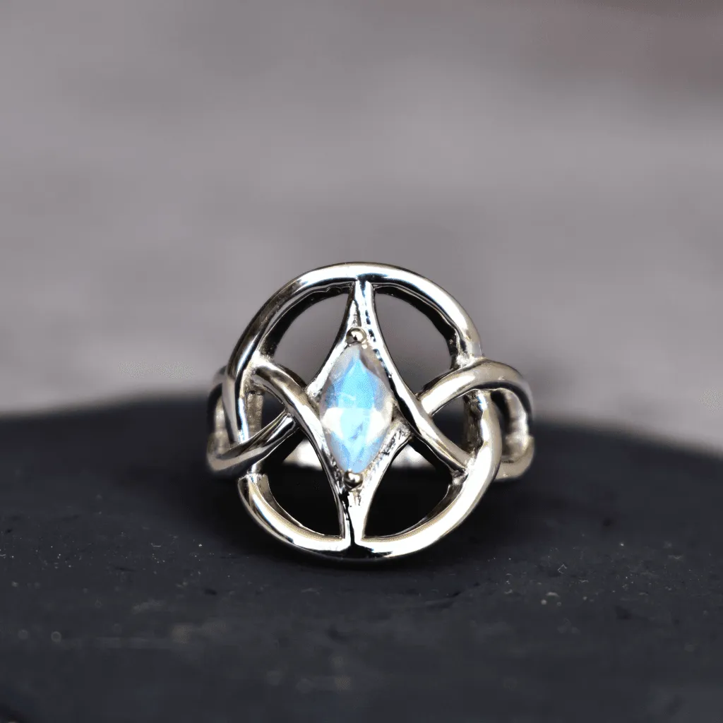 Trinity Knot - Moonstone Ring