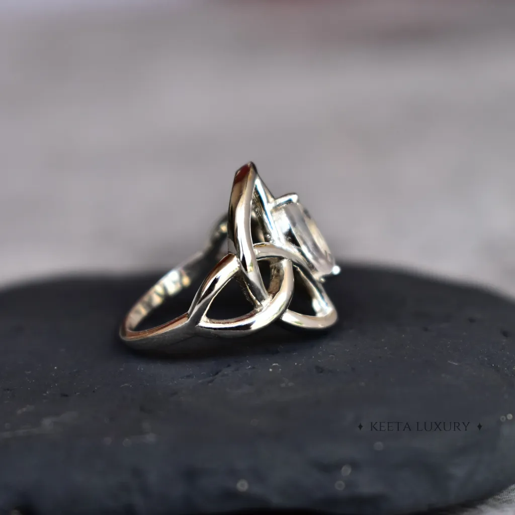 Trinity Knot - Moonstone Ring