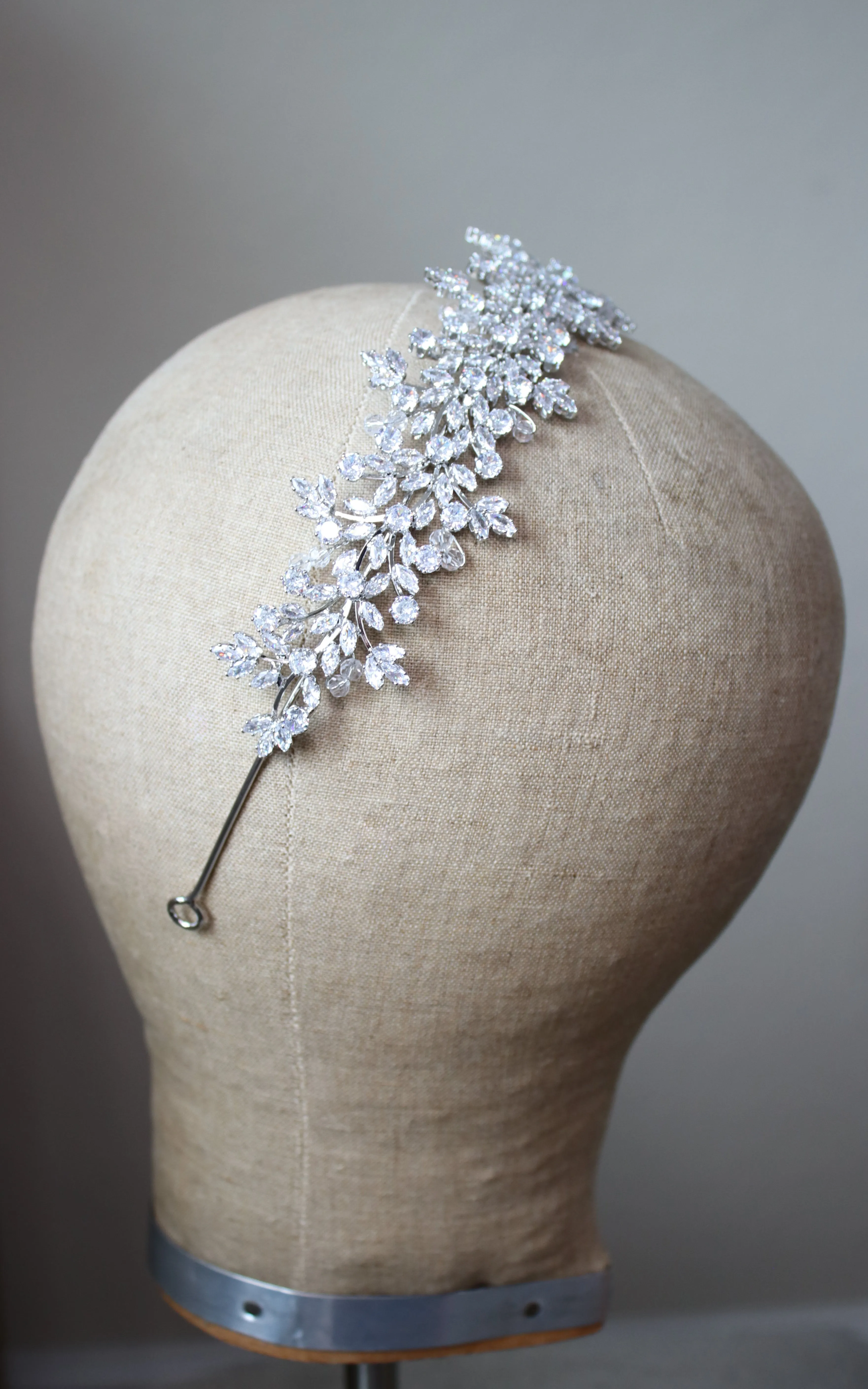 WILLA Simulated Diamond Headband Headpiece