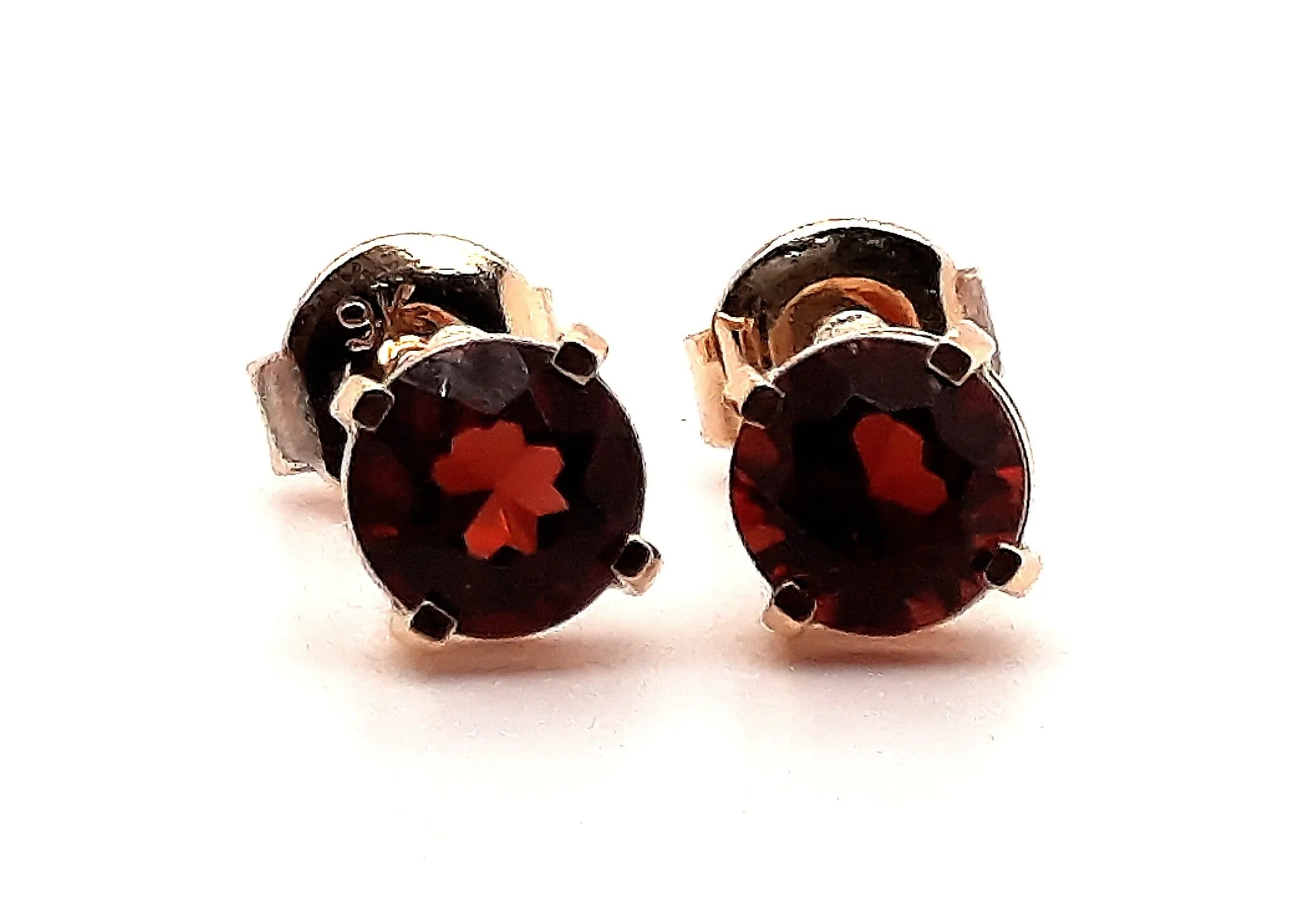 Yellow Gold Garnet Stud Earrings